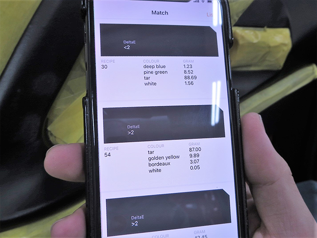 フェラーリF355　レザーシート、ドアトリム修理