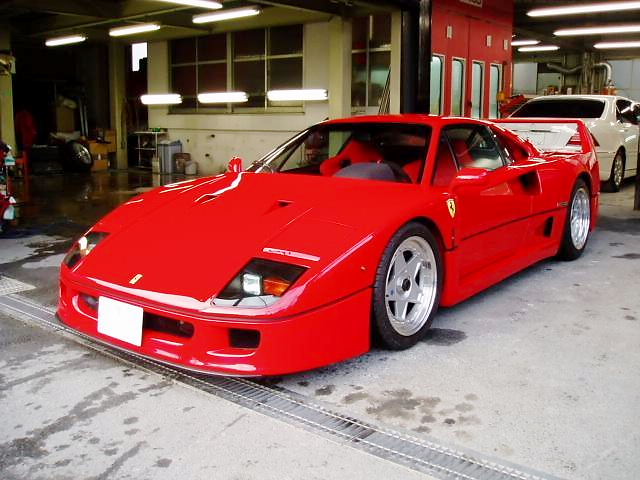 フェラーリ F40(FERRARI) 板金塗装 修理