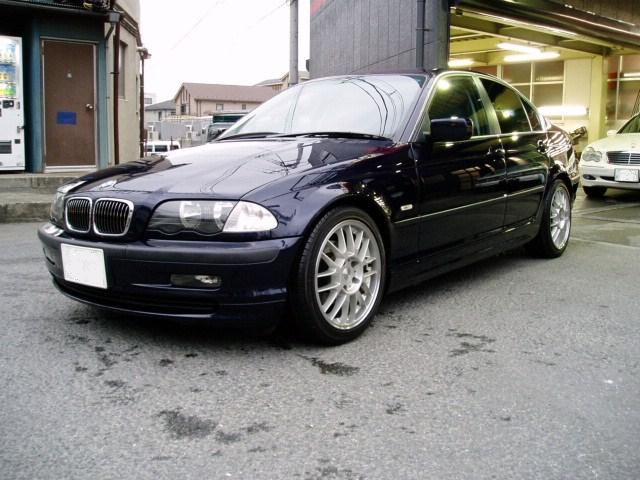 BMW 323i 修理