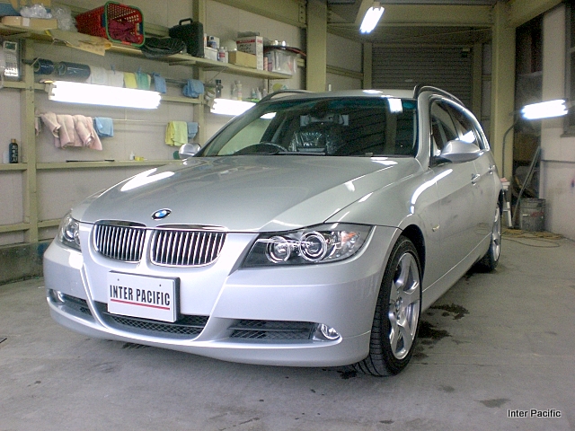 BMW 325iツーリング 板金塗装