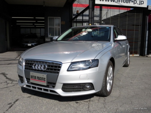 20150701audia4-8