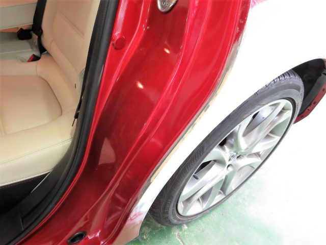人気特価激安 ペイント コート缶 マツダ 塗料 上塗り下塗りセット 900ml カラー番号25D スノーフレイクホワイトパールマイカ RX-8 補修塗料  車用工具、修理、ガレージ用品