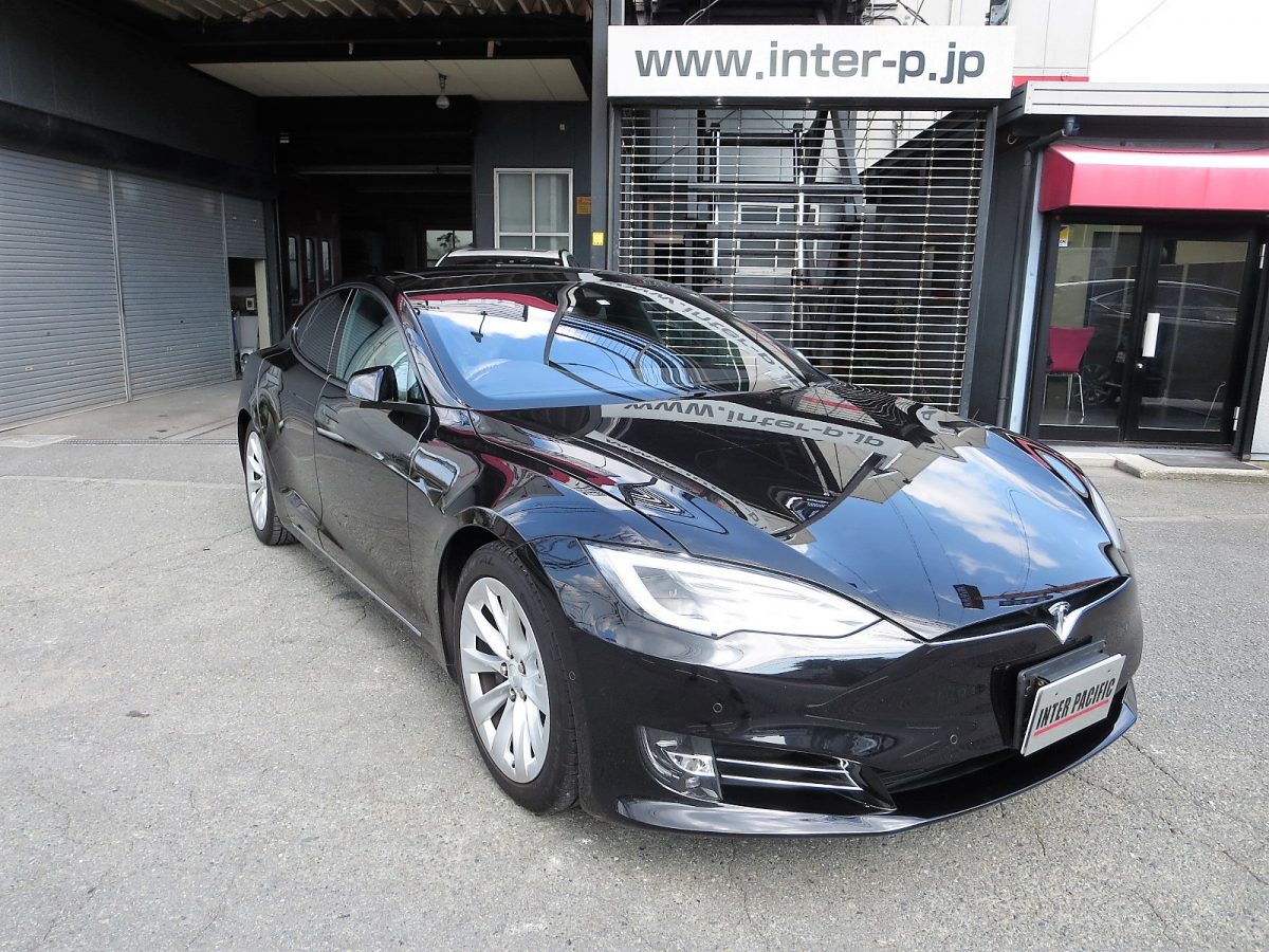 テスラ モデルＳ （TESLA MODEL S）　板金塗装 修理 事例